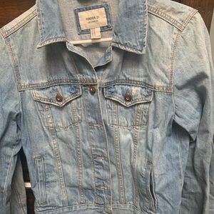 Cutest denim jacket.